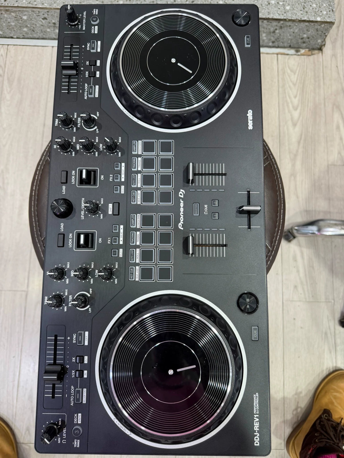 Pioneer DJ DDJ-REV1 Controller – Boxed Used Unit – actual item photograph 5