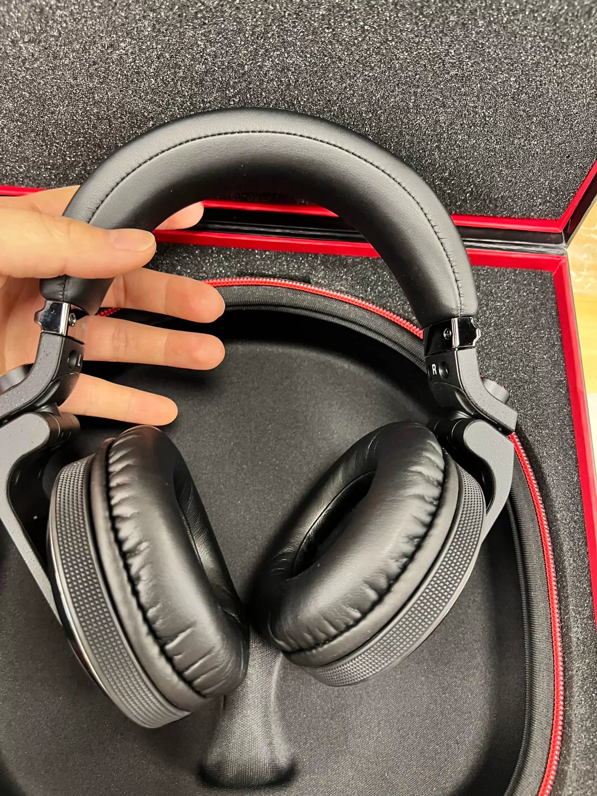 Pioneer DJ HDJ-X10-K – Black Headphones, New Open Box – detail 5