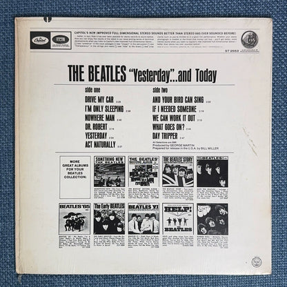 The Beatles – Yesterday and Today, 1971 US – item photograph 2