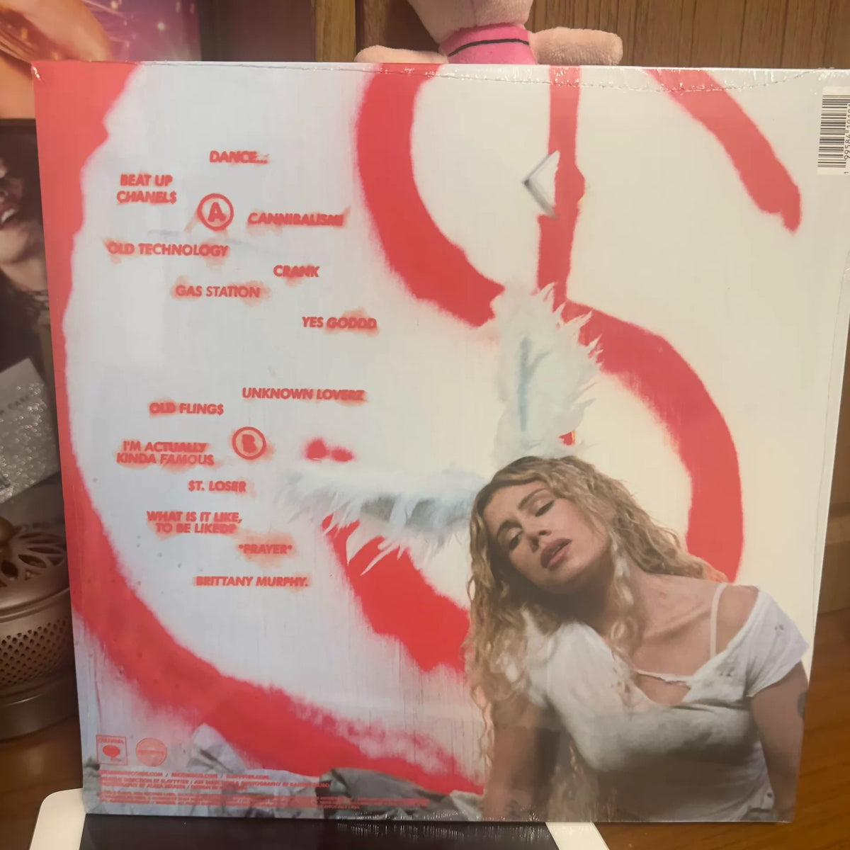 Slayyyter – WOR$T GIRL IN AMERICA Signed Bone Vinyl LP — product detail 2