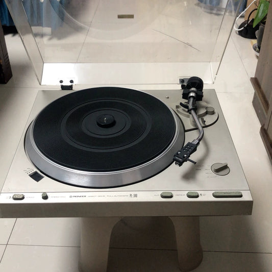 Pioneer PL-340 – Vintage Direct-Drive Turntable, 100V