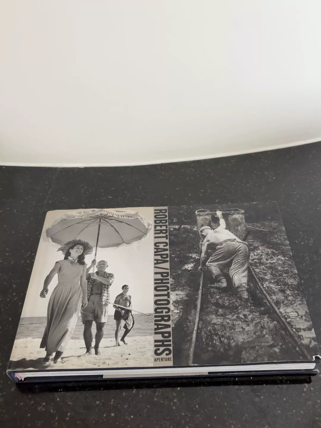 Robert Capa – Photographs Aperture Edition — original seller image