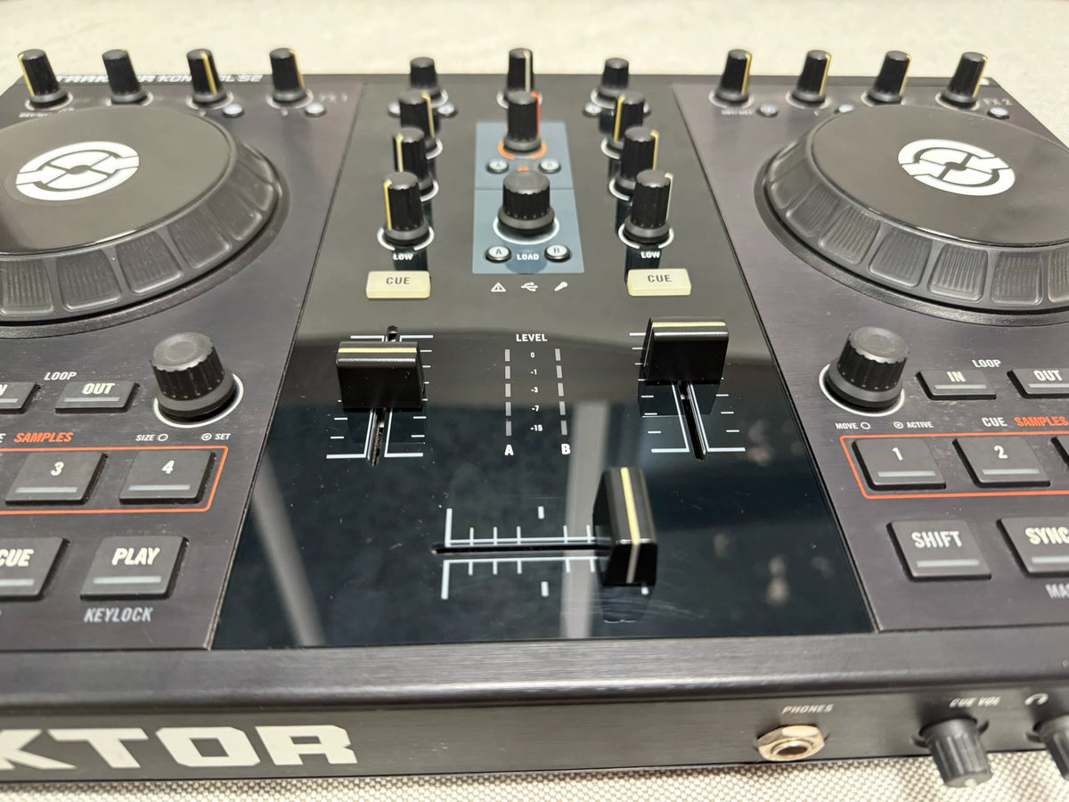 Native Instruments Traktor Kontrol S2 – Used DJ Controller – actual item photograph 8