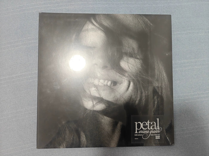 Ariana Grande – Petal – Indie Exclusive White Vinyl (LP) – product photo 1
