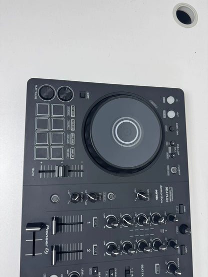 Pioneer DJ DDJ-FLX4 Controller – Used – actual item photograph 2