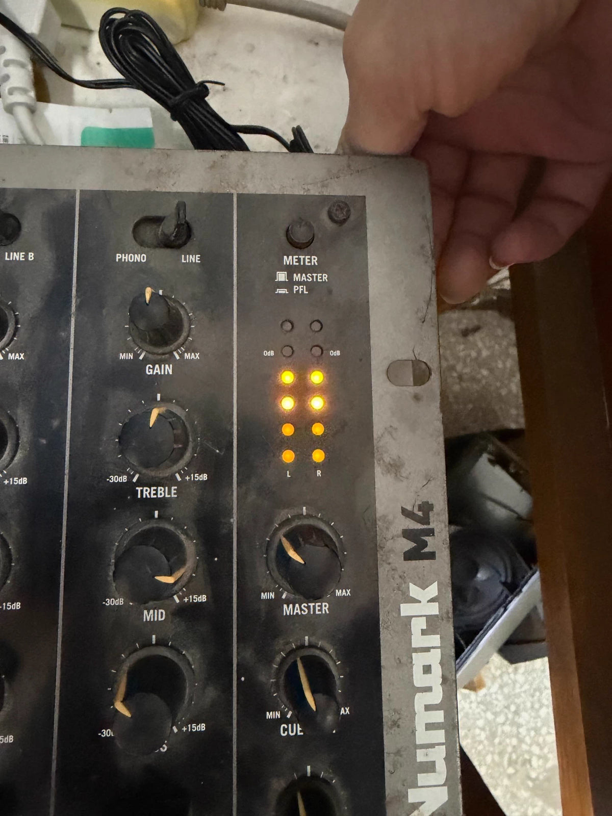 Numark M4 – Three-Channel DJ Mixer with Adaptor – actual item photograph 1