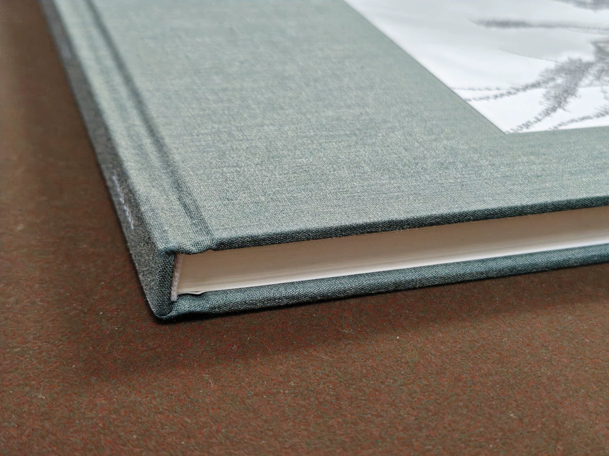 Koji Onaka – Slow Boat Signed Photography Book — product detail 8