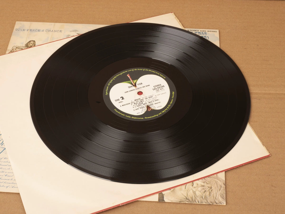 John Lennon – Shaved Fish; actual item detail