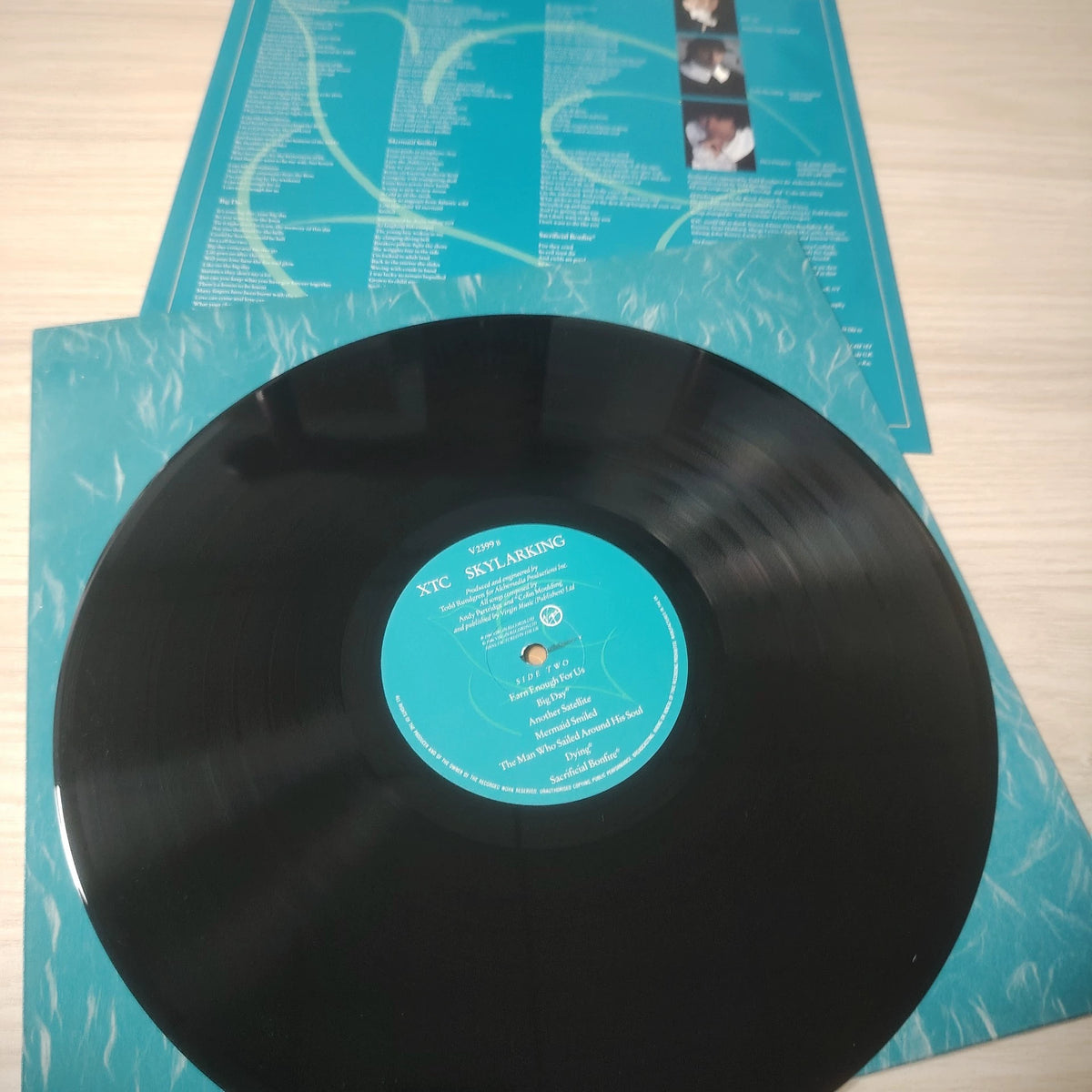 XTC – Skylarking; actual item detail