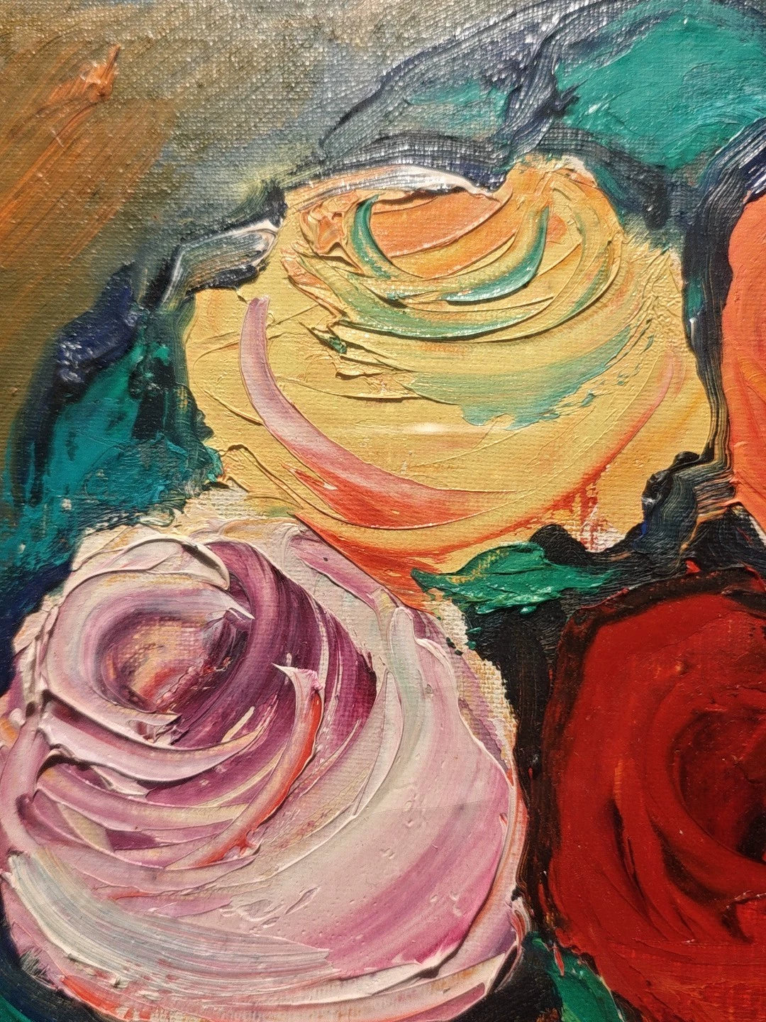 Roses in a Vase – Framed Oil Painting