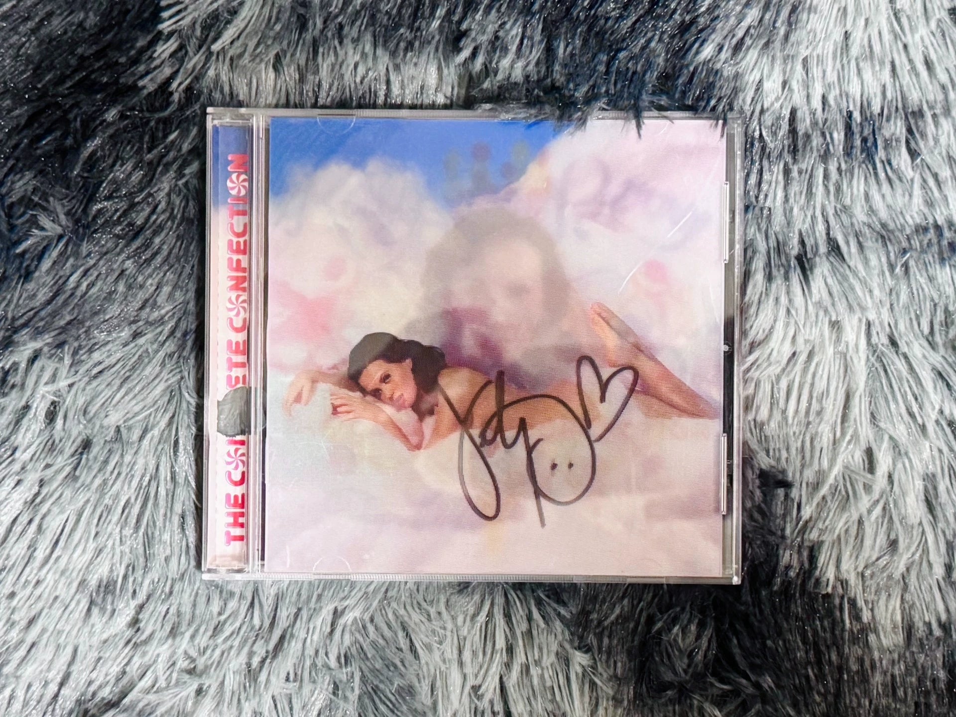 Katy Perry – Teenage Dream Signed White Vinyl & Signed CD Set