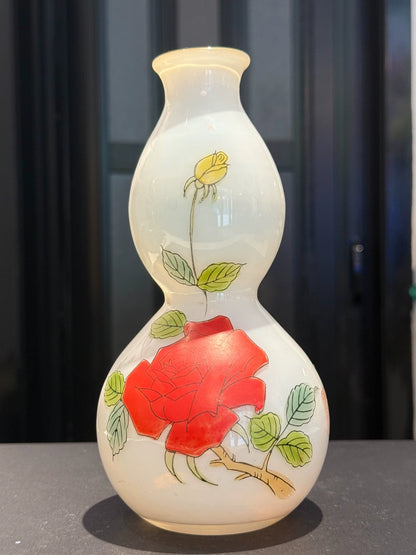Hand-Painted Floral Glass Gourd Vase 1