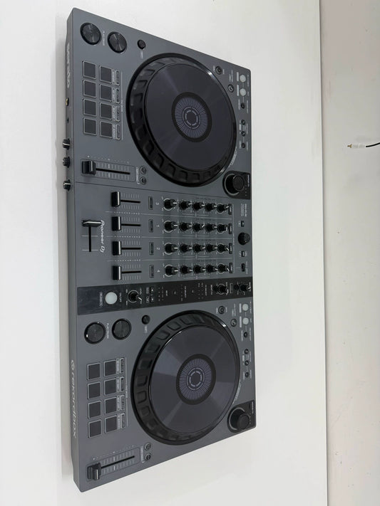 Pioneer DJ DDJ-FLX6-GT – Graphite DJ Controller – actual item photograph