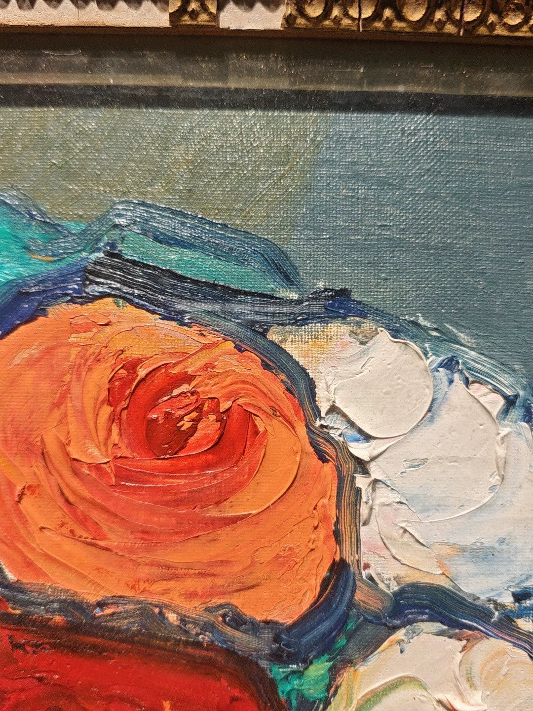 Roses in a Vase – Framed Oil Painting