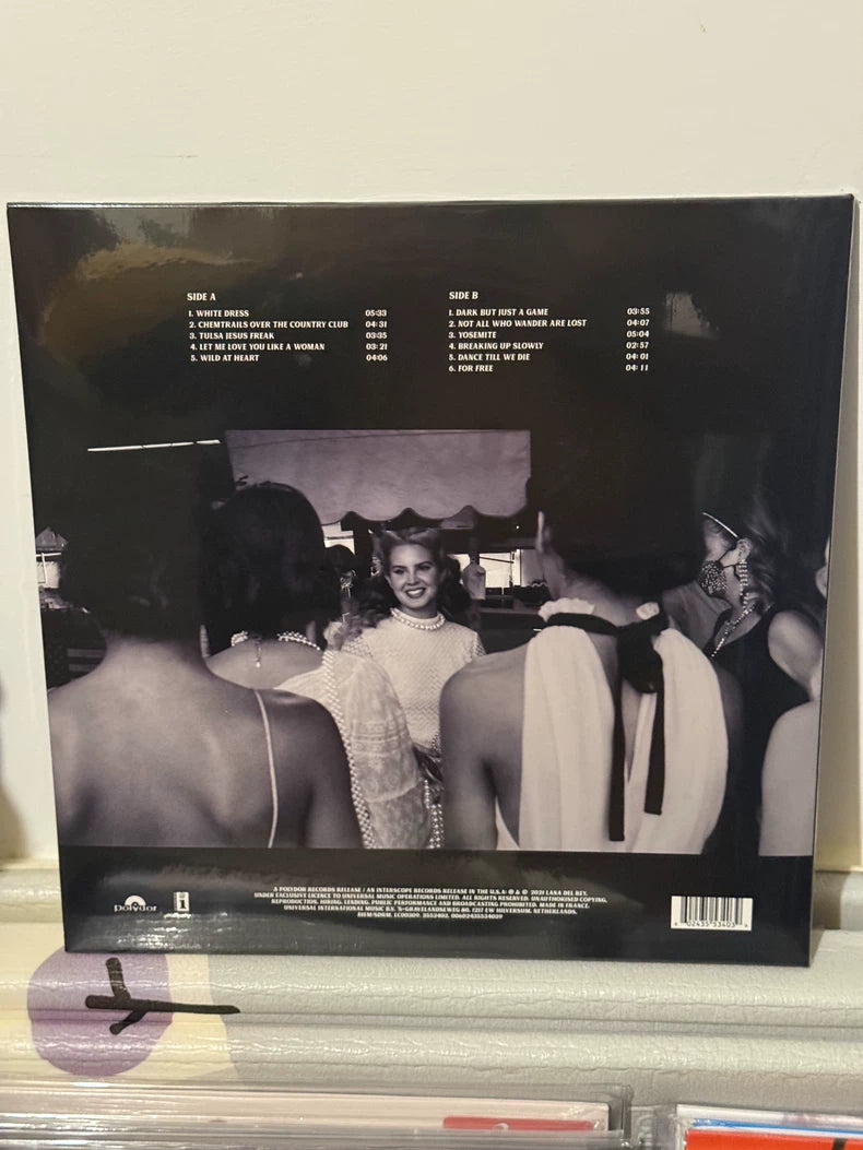 Lana Del Rey – Chemtrails Over the Country Club FNAC Red Vinyl LP