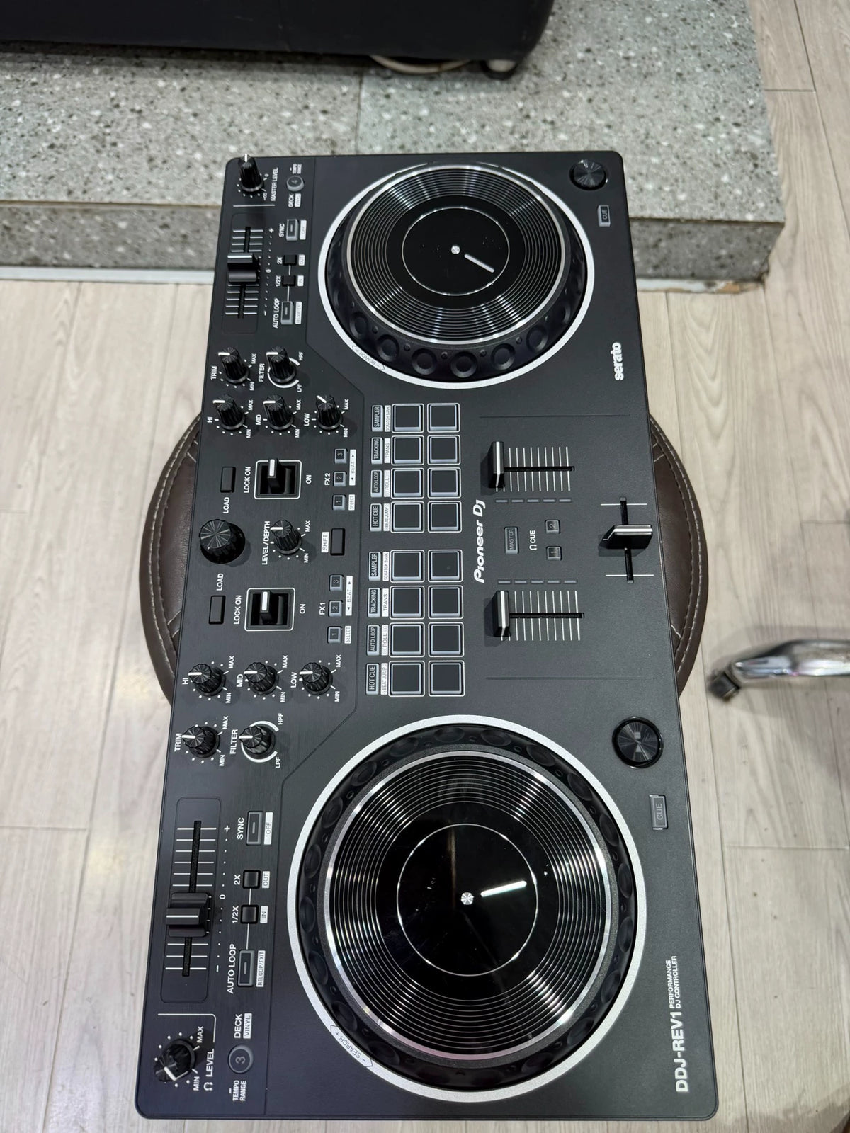 Pioneer DJ DDJ-REV1 Controller – Boxed Used Unit – actual item photograph 4