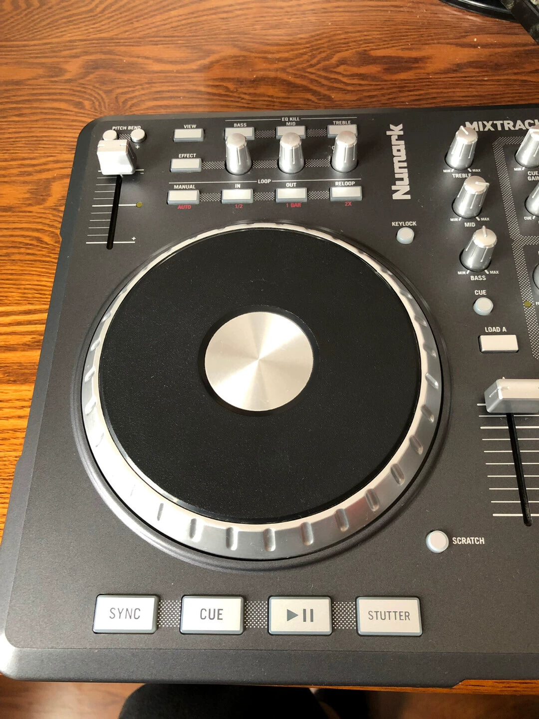 Numark Mixtrack Pro – DJ Controller with Cables & Documentation – actual item photograph 2