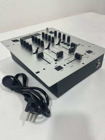Behringer DX626 3-Channel DJ Mixer 3