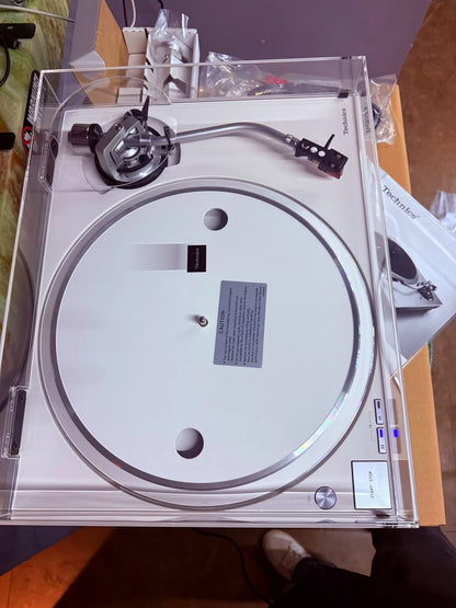 Technics SL-1500C – White Turntable with Ortofon 2M Red – detail 4