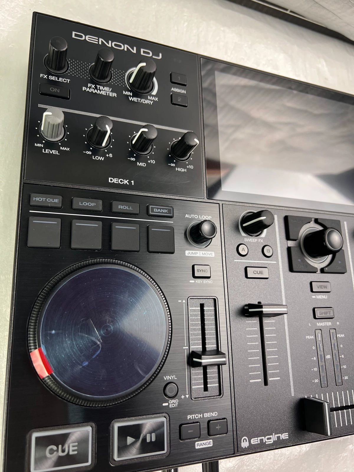 Denon DJ PRIME GO Standalone DJ System – photo 3