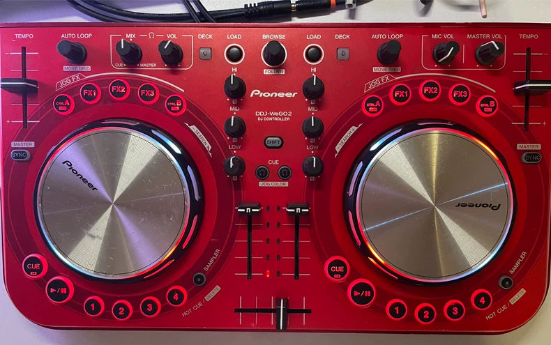 Pioneer DDJ-WeGO2 – Red DJ Controller