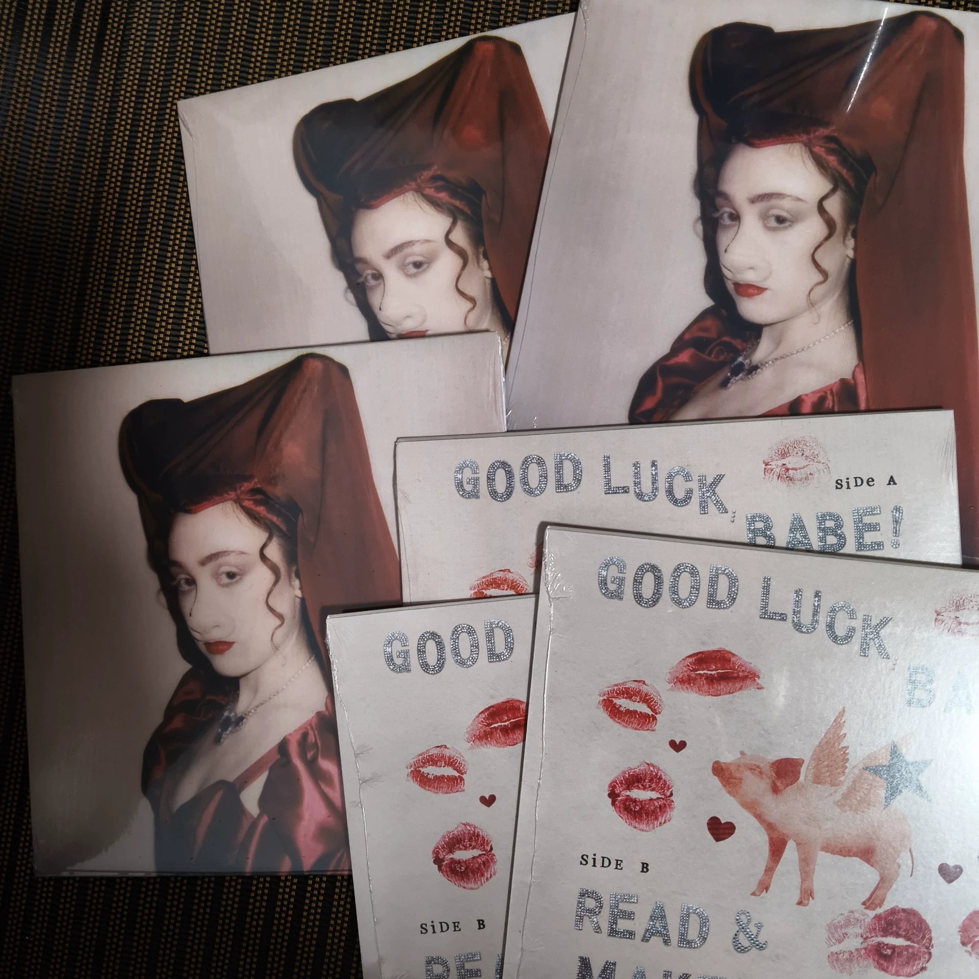 Chappell Roan – Good Luck, Babe! – Opaque Red Vinyl 7-inch (LP) — photo 5
