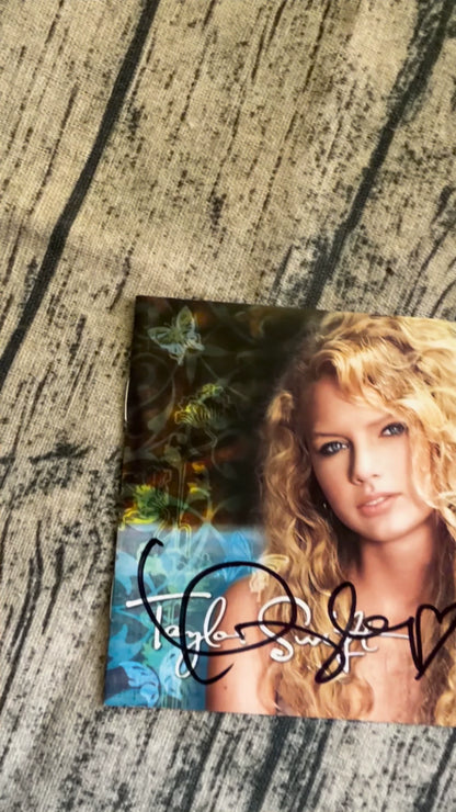 Taylor Swift – Debut – Signed Booklet and CD – detail 5