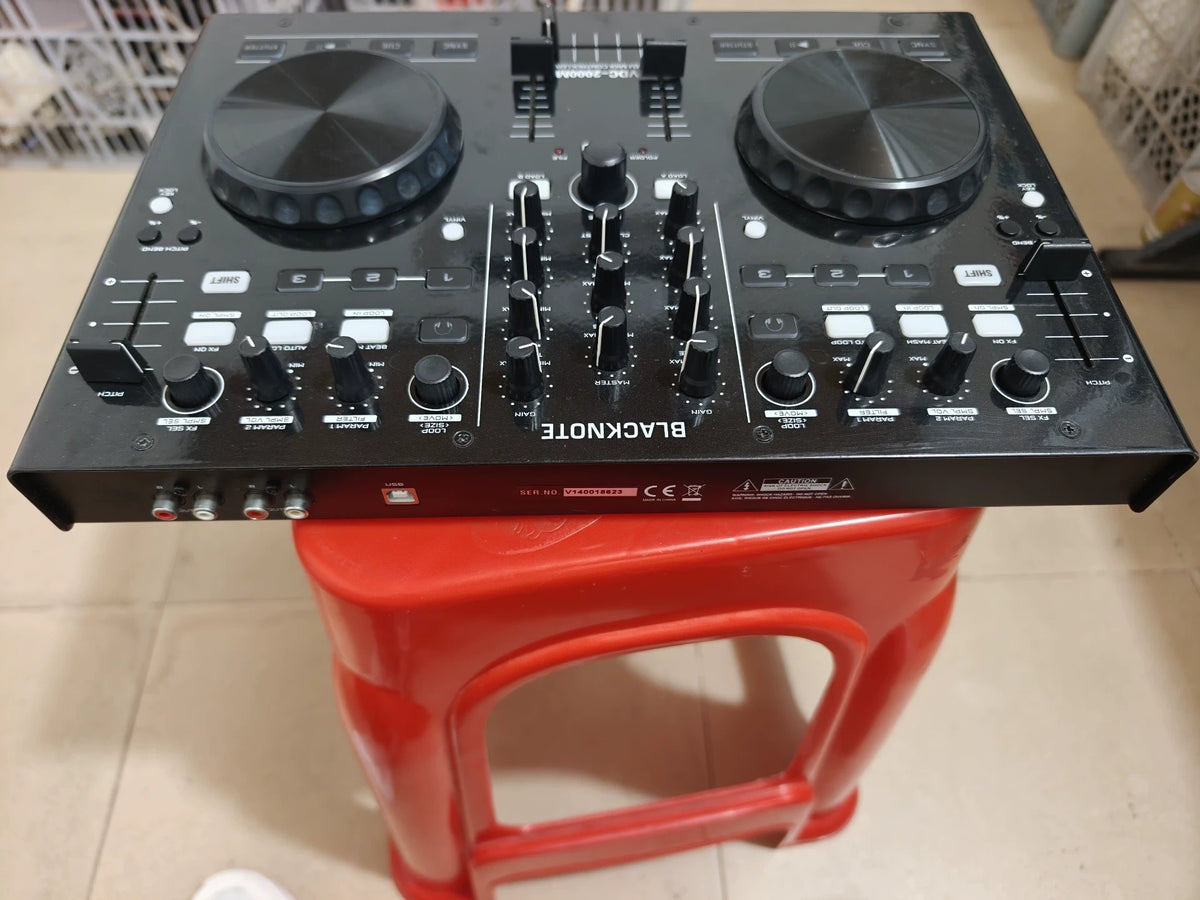 BLACKNOTE VDC-2000M – USB MIDI DJ Controller – actual item photograph 3