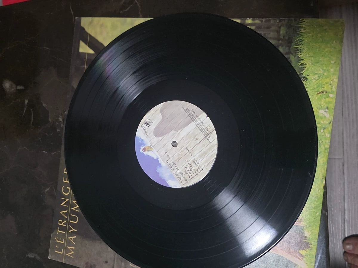 Mayumi Itsuwa – L'Étranger – Japanese LP – actual item photograph 2