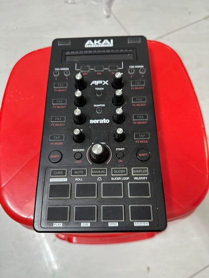 AKAI AFX DJ Effects Controller 1