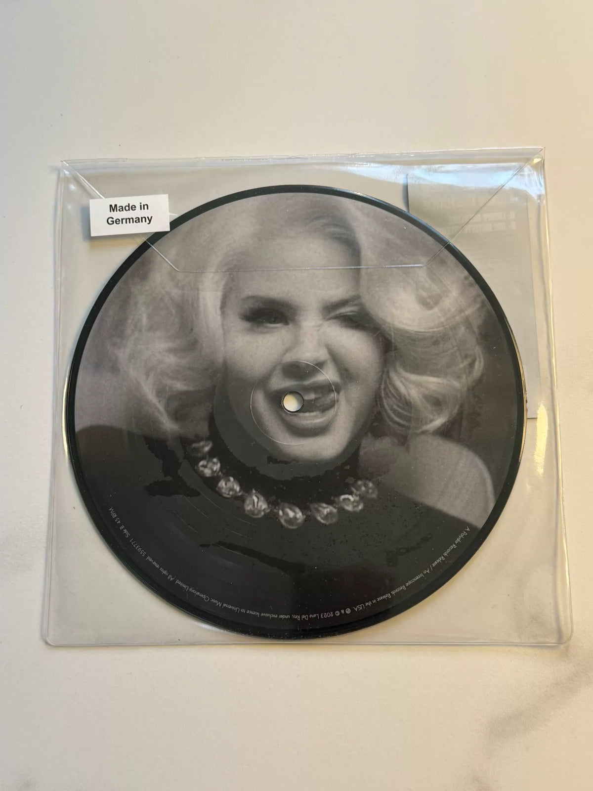 Lana Del Rey – Candy Necklace Official 7-Inch Picture Disc — product detail 2