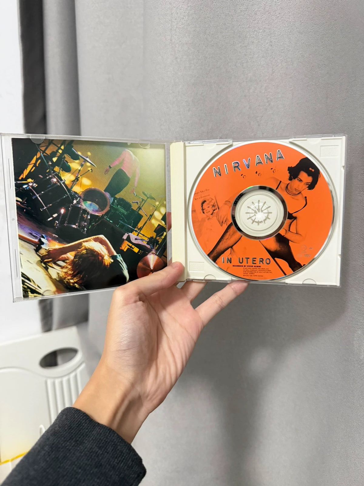 Nirvana – In Utero – Japanese CD with Lyric Insert – actual item photograph 2