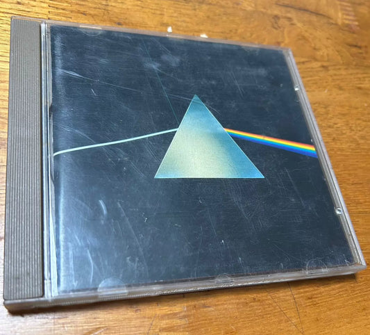 Pink Floyd – The Dark Side of the Moon – UK CD, Used – actual item photograph