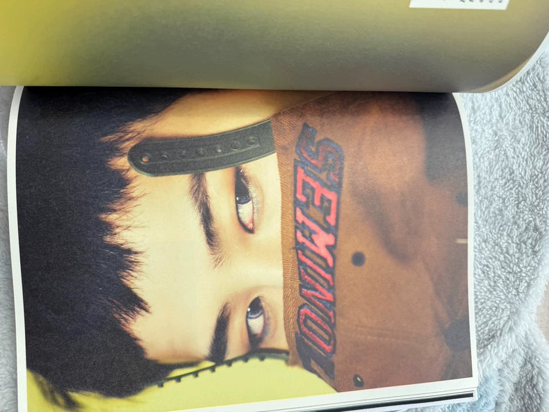 BIGBANG – EXTRA ORDINARY 20’s – Japanese DVD Photobook – actual product photo 5