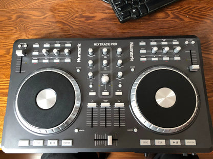 Numark Mixtrack Pro – DJ Controller with Cables & Documentation – actual item photograph 1