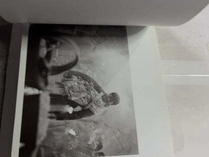Looking Back at the Northwest Wind – Photography Book — product detail 3