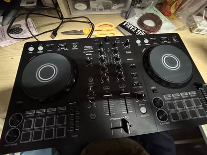 Pioneer DJ DDJ-FLX4 – Two-Channel DJ Controller – actual item photograph 2