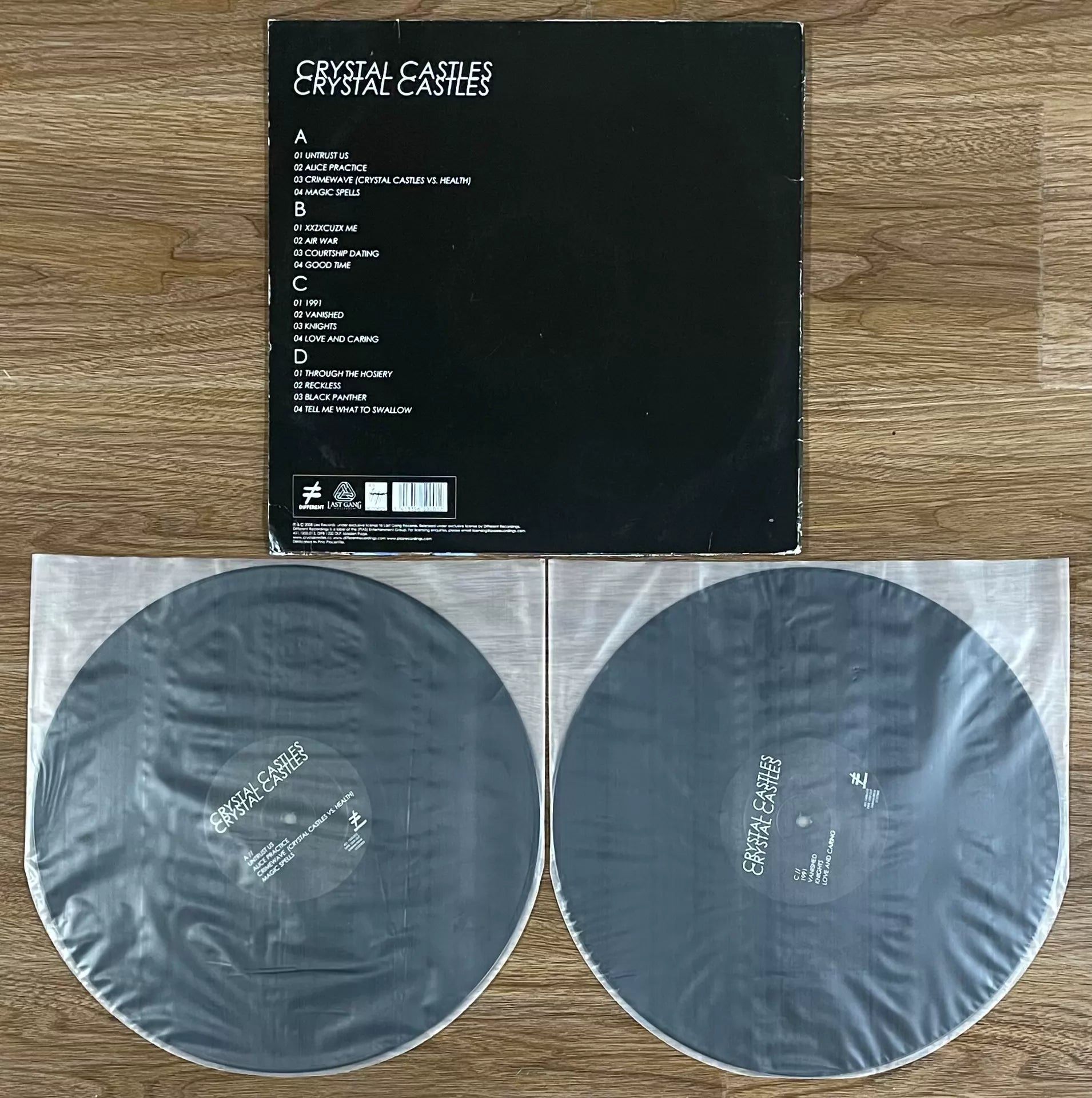 Crystal Castles – Crystal Castles 2008 UK First-Press Vinyl LP — product detail 2