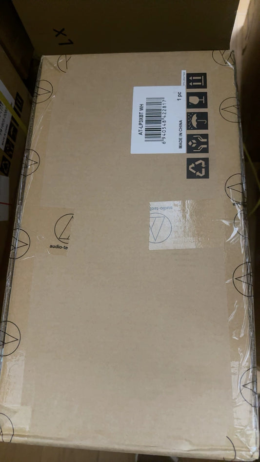 Audio-Technica AT-LP3XBT Turntable – source photograph 2