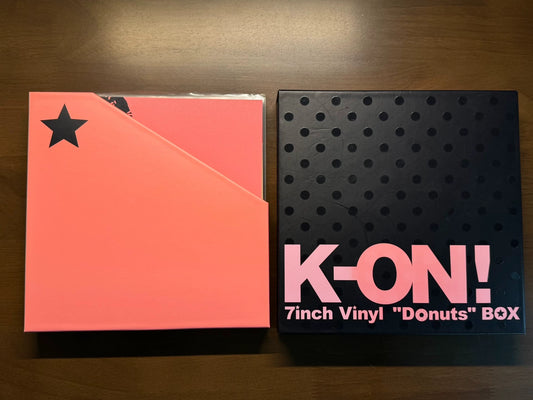 K-On! – 7-inch Vinyl Donuts Box – photo 1