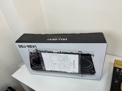 Pioneer DJ DDJ-REV1 – New Open-Box Controller – detail 2