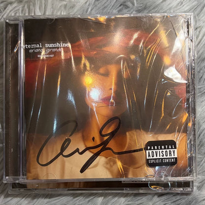 Ariana Grande – Eternal Sunshine – Signed CD – actual product photo 2