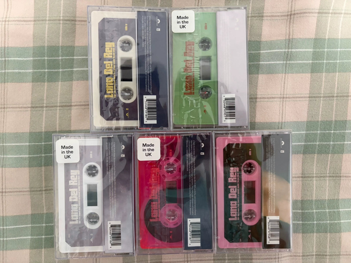 Lana Del Rey – Did You Know That There's a Tunnel Under Ocean Blvd, Five-Cassette Set – photo 2