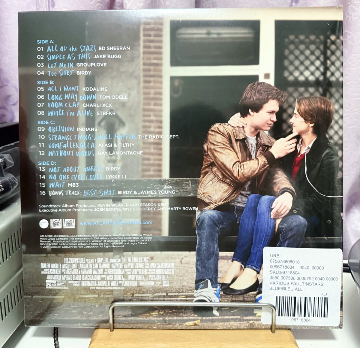 The Fault in Our Stars – UO Exclusive Blue Star Vinyl 2LP Soundtrack — product detail 2