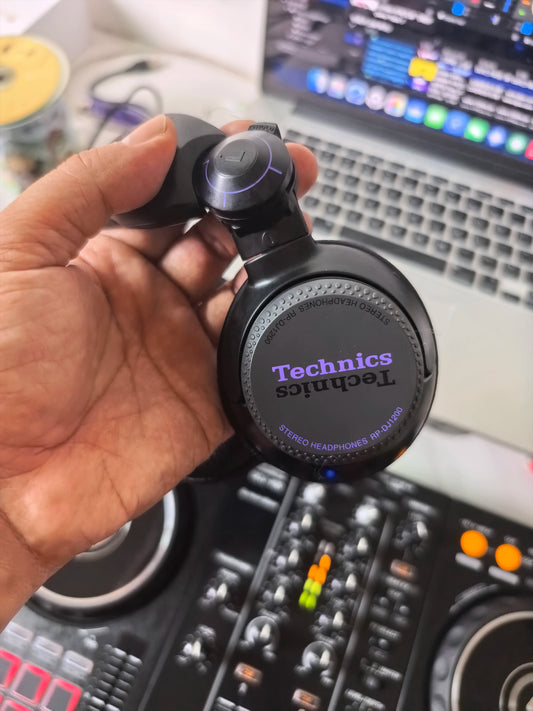 Technics RP-DJ1200 – Purple DJ Headphones