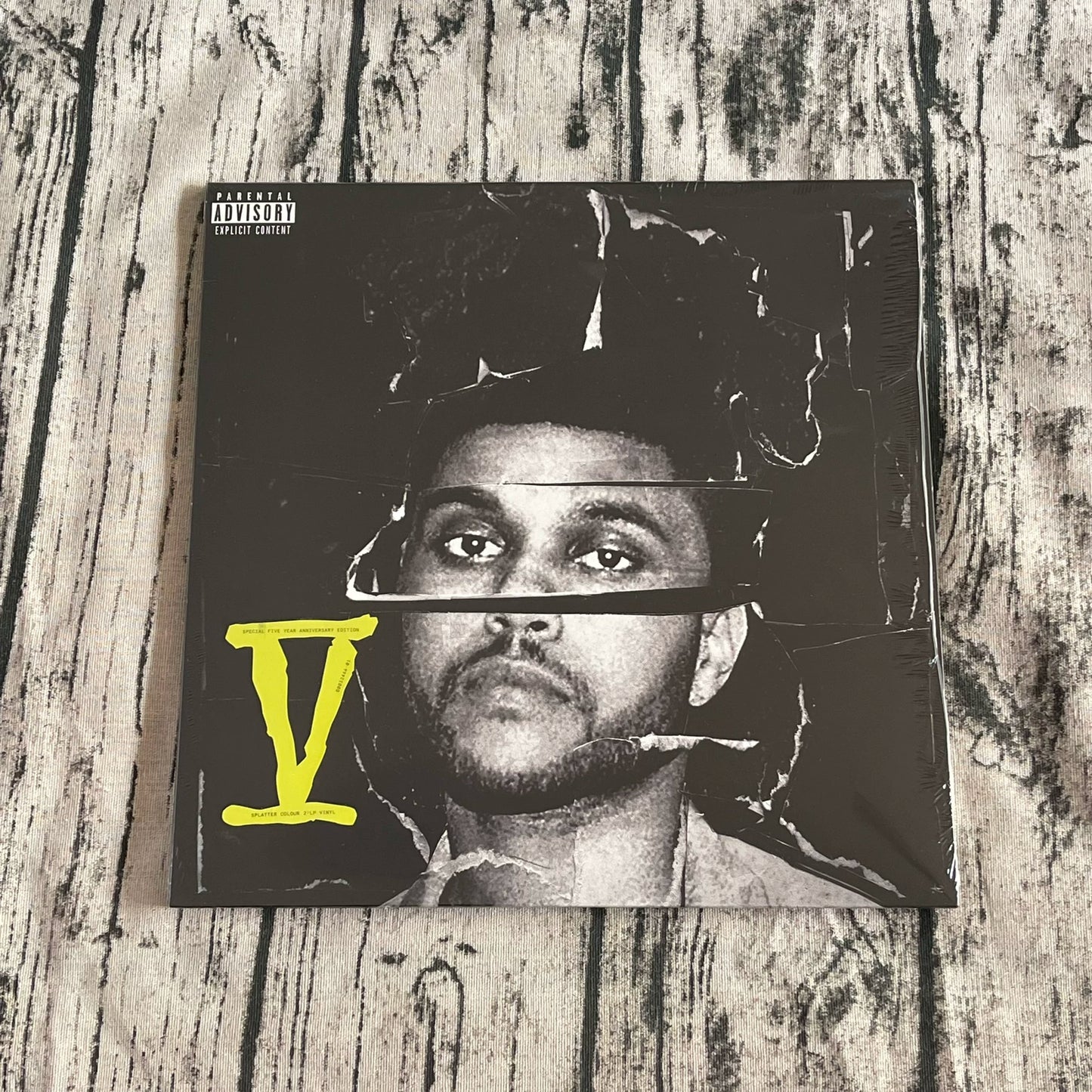 The Weeknd – Beauty Behind the Madness – Yellow Splatter Vinyl (2LP)