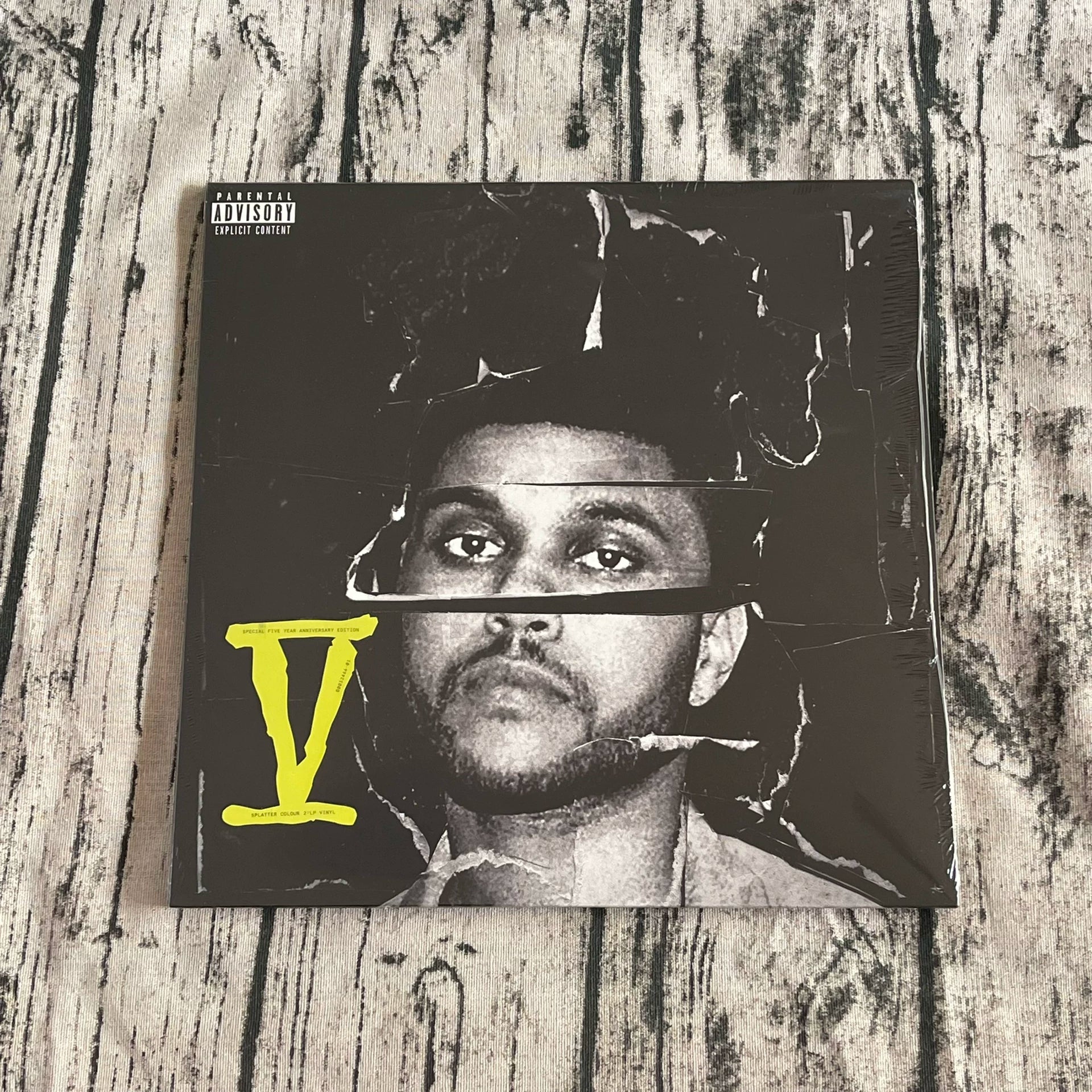 The Weeknd – Beauty Behind the Madness – Yellow Splatter Vinyl (2LP)