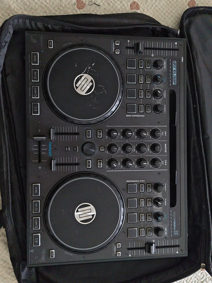 Reloop Beatpad – First-Generation DJ Controller with Bag
