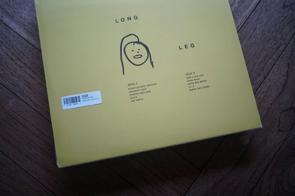 Dry Cleaning – New Long Leg, Yellow Vinyl (LP) – photograph 6