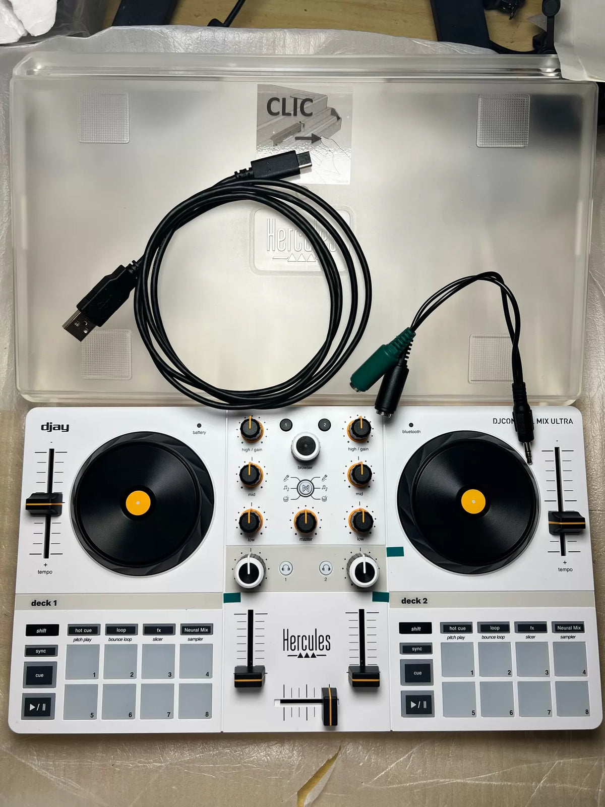 Hercules DJControl Mix Ultra – White DJ Controller, Open Box – detail 7